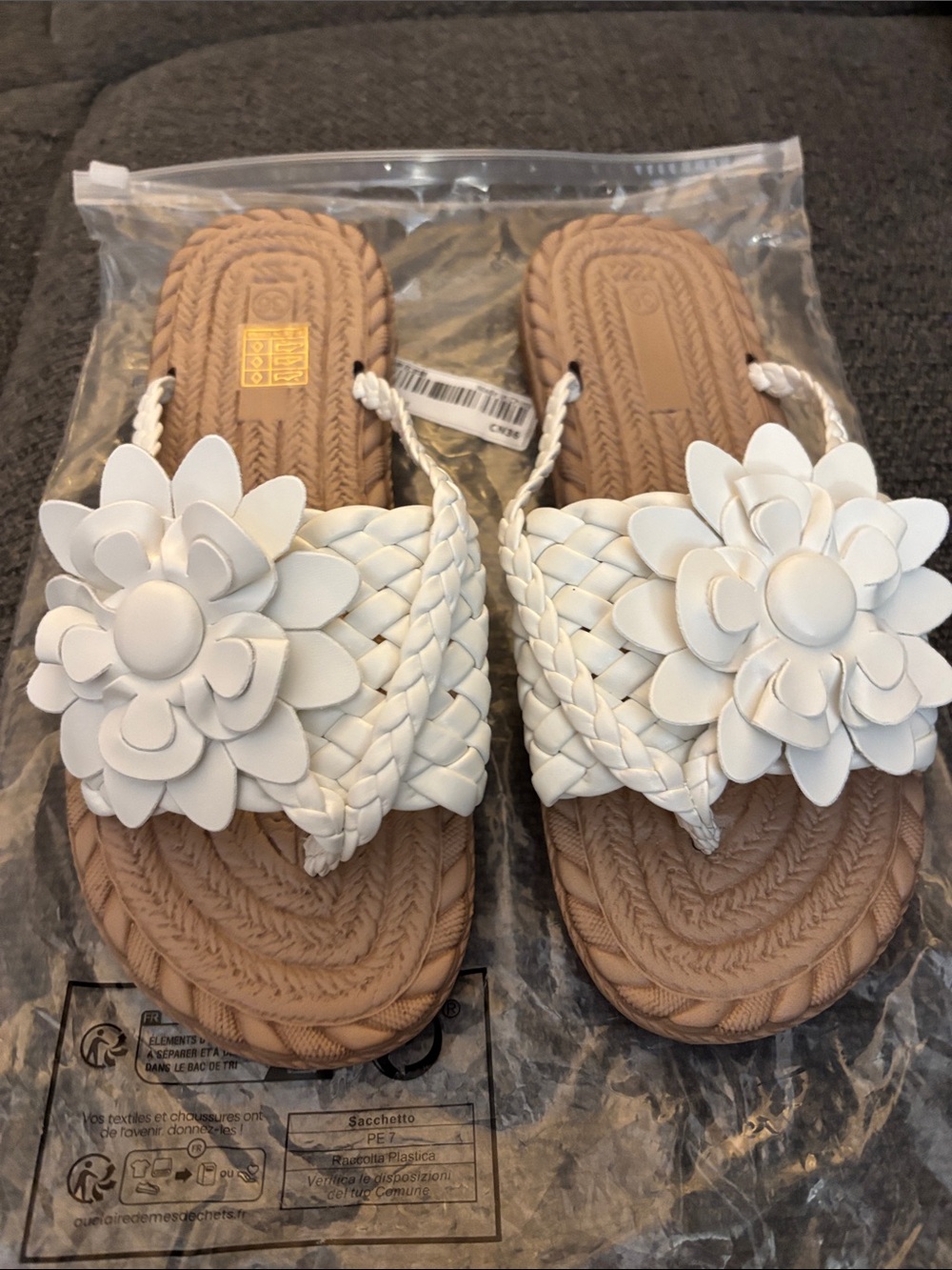 SHEIN White Braided Flower Slide Sandals with Tan Footbed